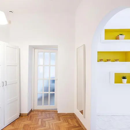 Cosy And Bright Saint Ignoto By Reside Baltic