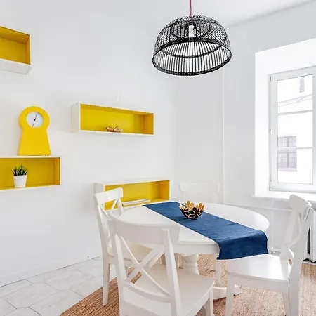 Cosy And Bright Saint Ignoto By Reside Baltic Vilnius
