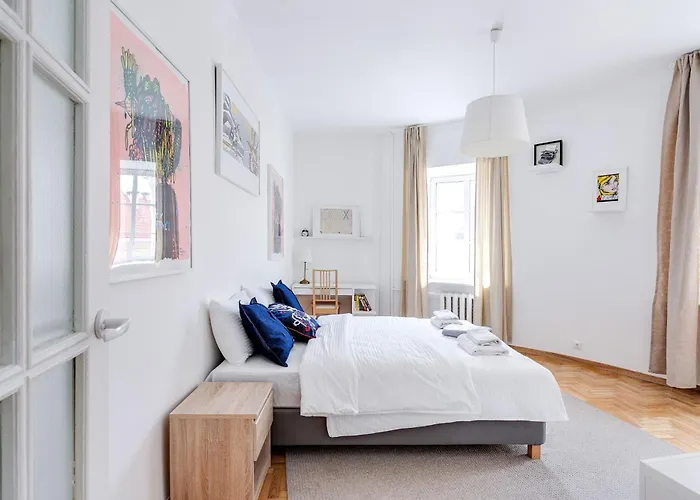 Cosy And Bright Saint Ignoto By Reside Baltic Apartment *