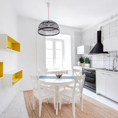 Cosy And Bright Saint Ignoto By Reside Baltic